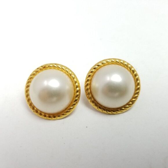 Vintage Faux Pearl and Gold Tone Stud Earrings, Cabochon Style, Estate - Picture 1 of 6